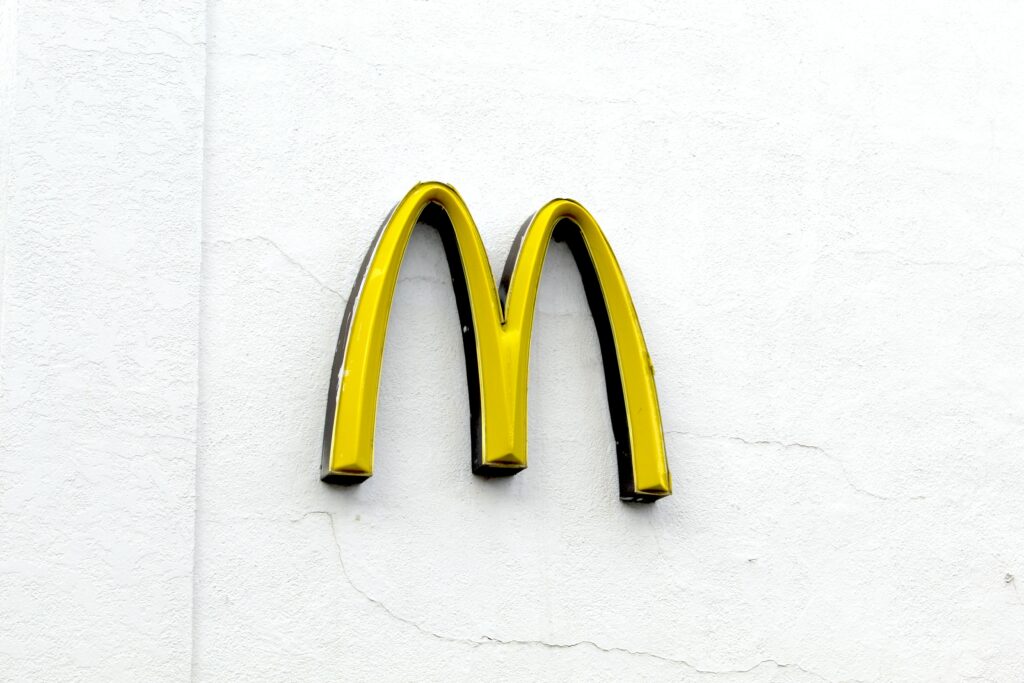 Fast Food McDonalds Logo - Photo by Alexey Mak on Unsplash